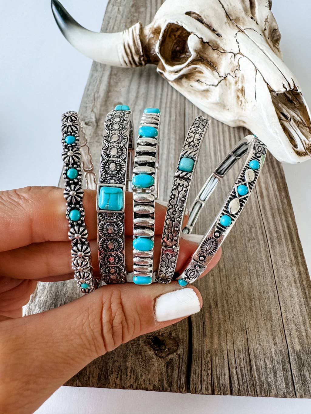 Western Turquoise Stone Stretch Bracelet 